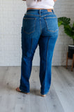 Campbell High Rise Center Seam Detail Straight Jeans (ONLINE EXCLUSIVE)