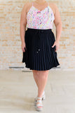 Just a Flirt Pleated Skirt in Black (ONLINE EXCLUSIVE)